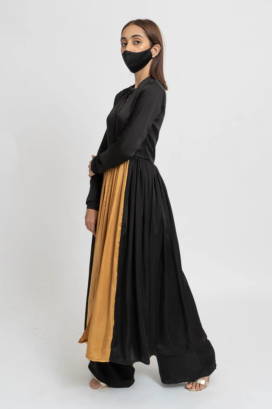 Black & Gold Co-Ord Set With Mask