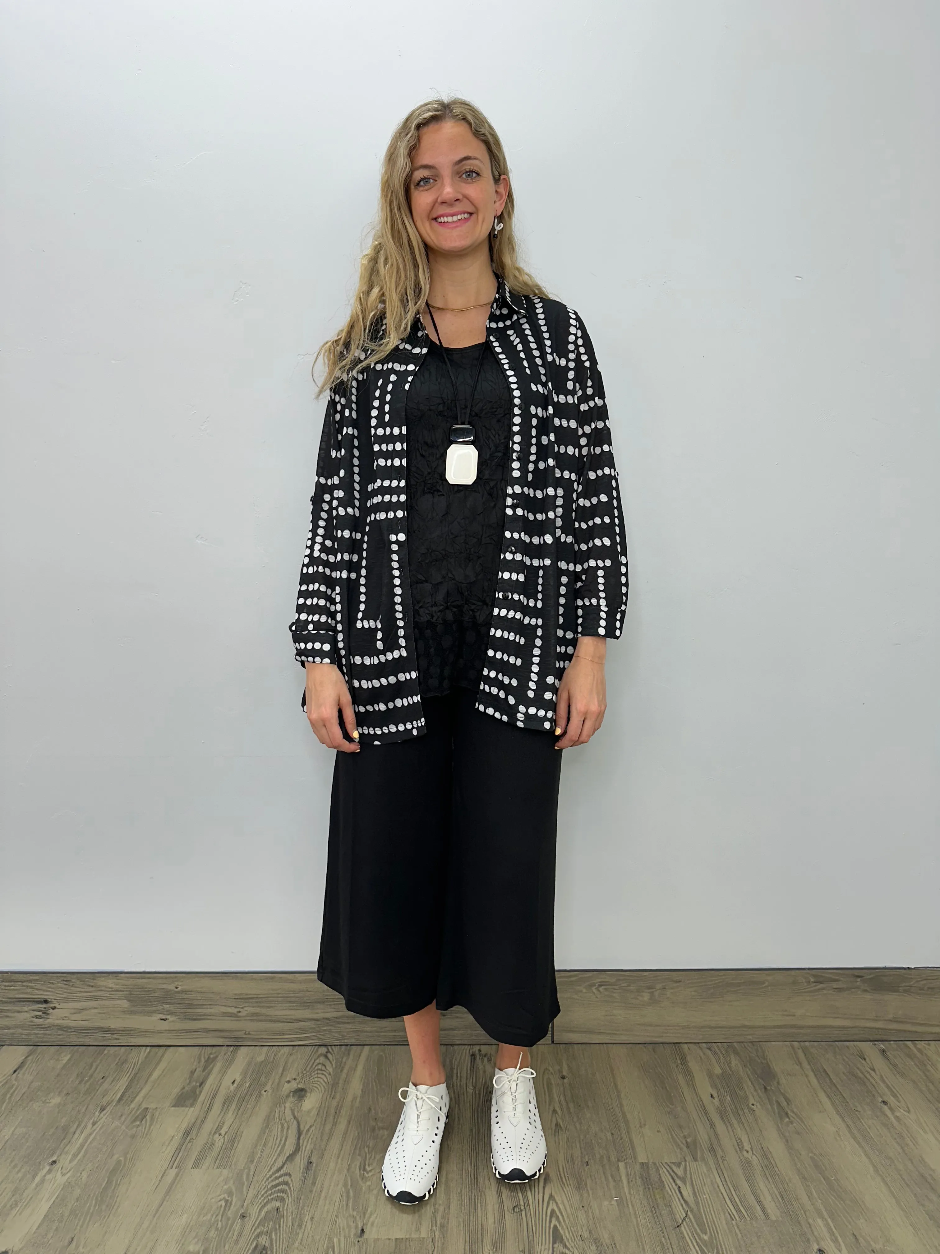 Black and White Dots Collared Button Down Top