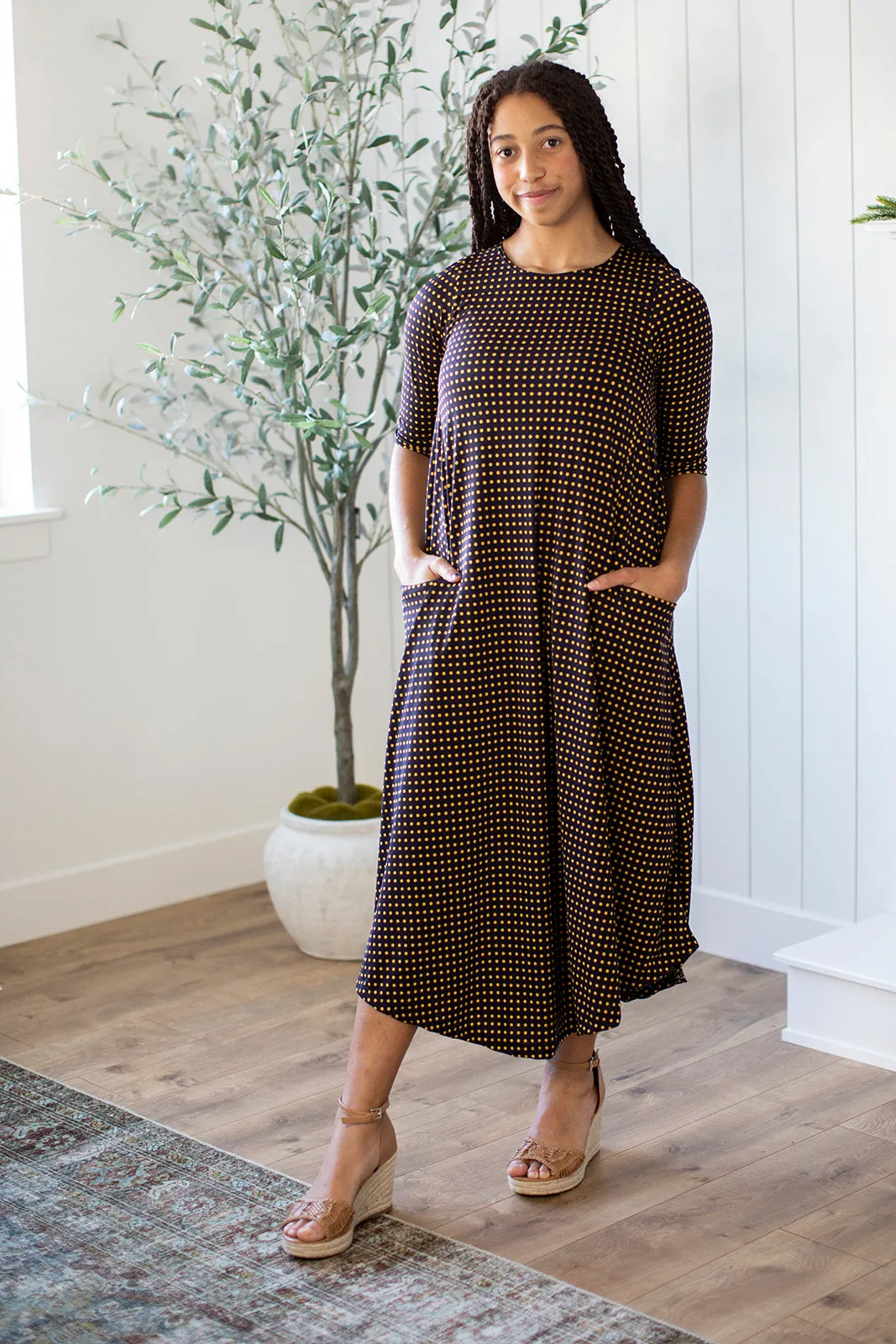 Jessi Dress Dark Navy & Gold Dot