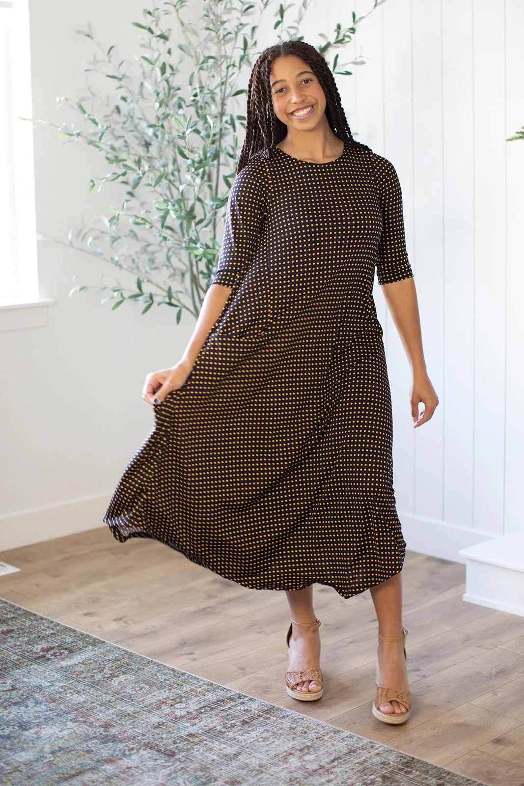 Jessi Dress Dark Navy & Gold Dot