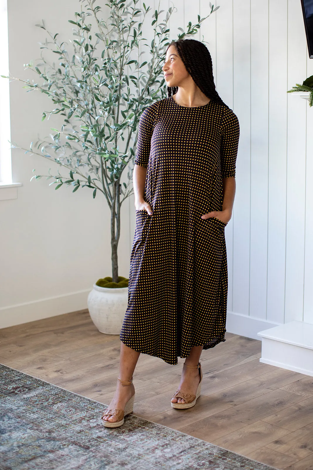 Jessi Dress Dark Navy & Gold Dot