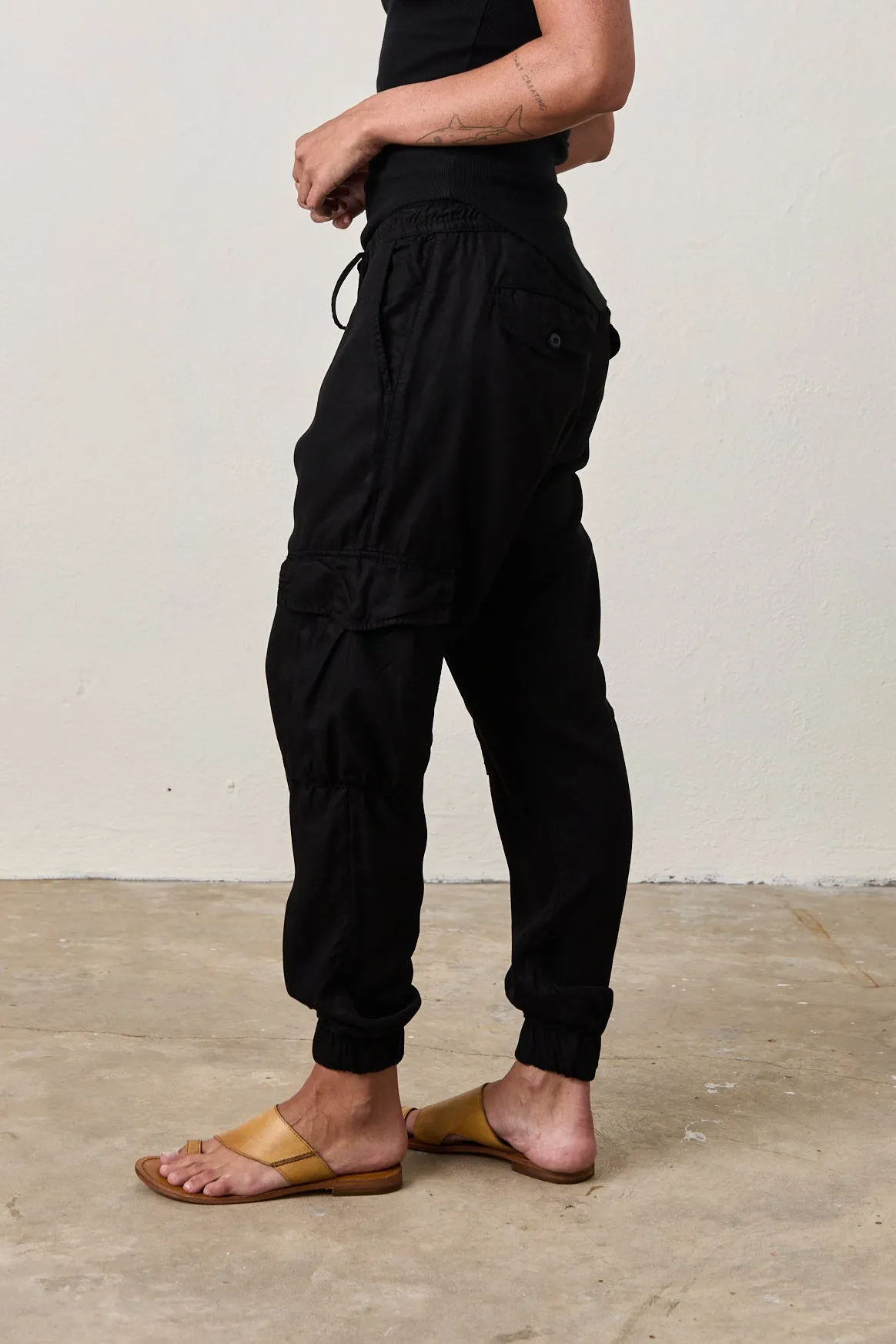 JOHNNY CARGO JOGGER  / BLACK