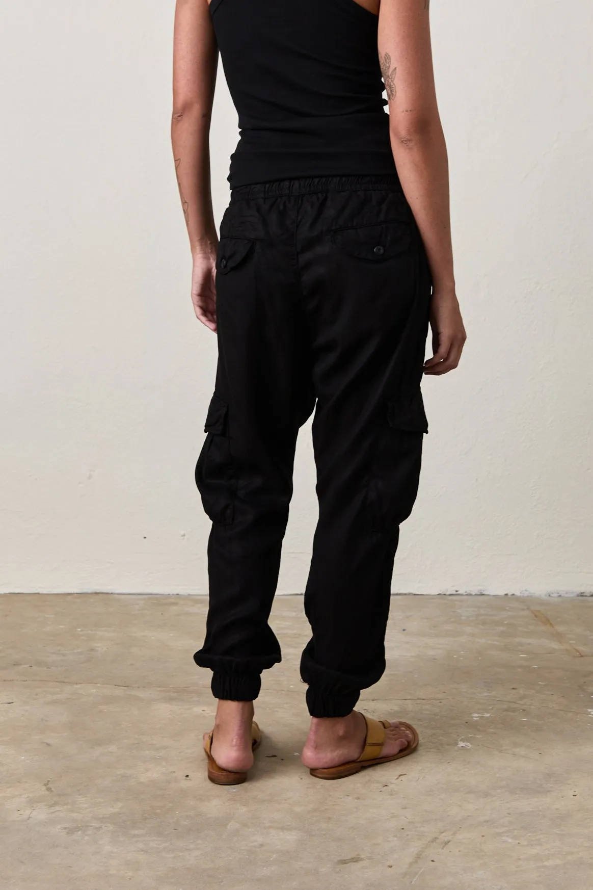 JOHNNY CARGO JOGGER  / BLACK