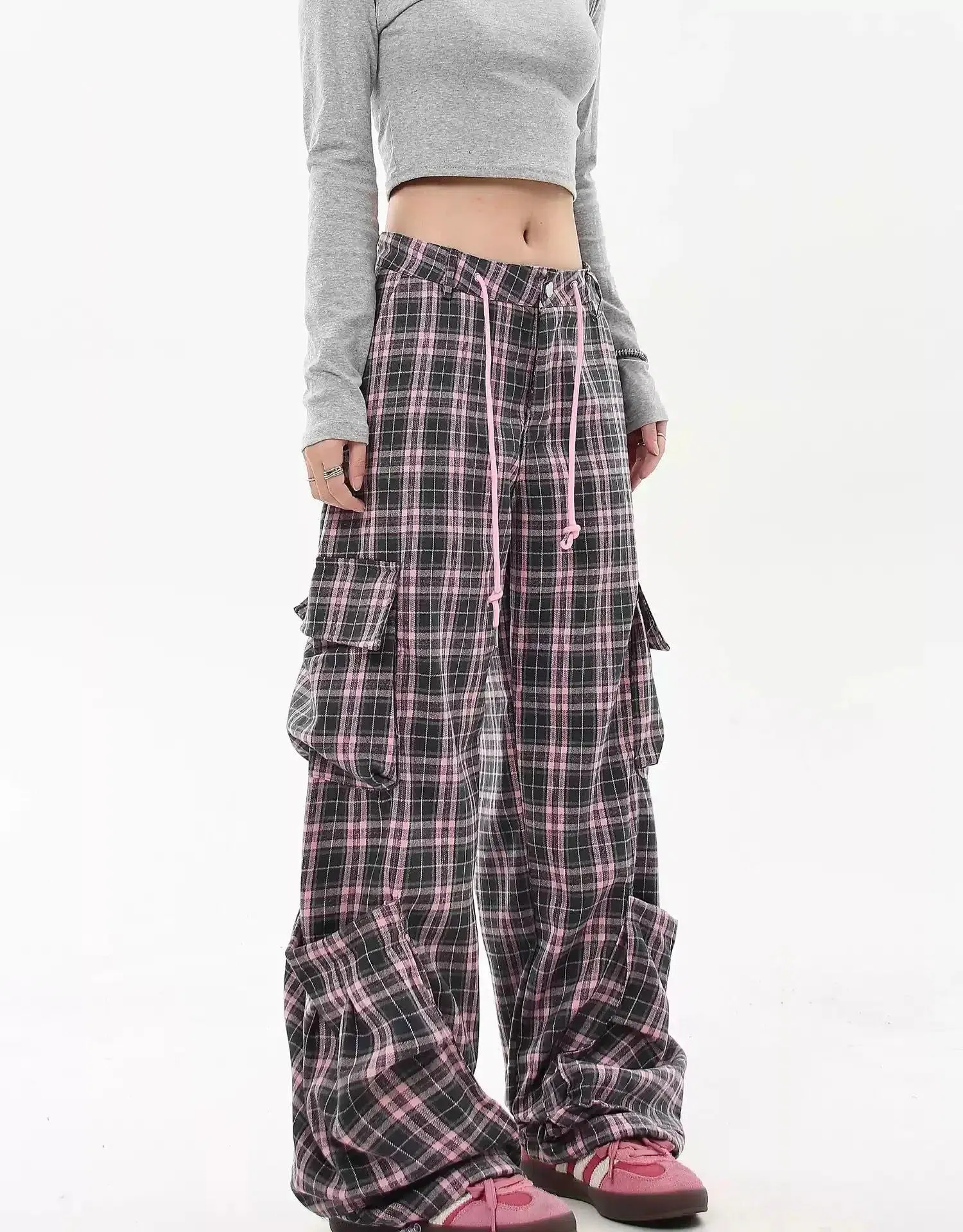 Oversized Pocket Plaid Cargo Pants