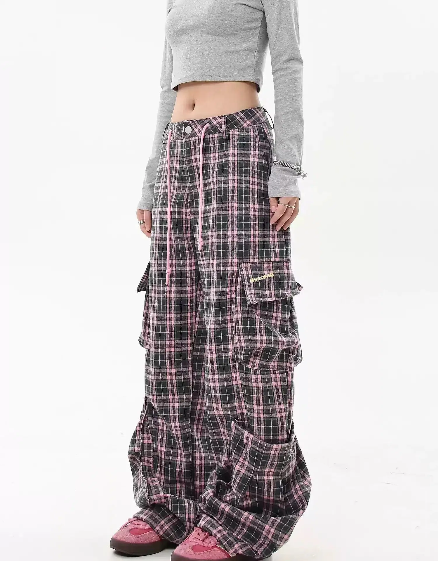 Oversized Pocket Plaid Cargo Pants