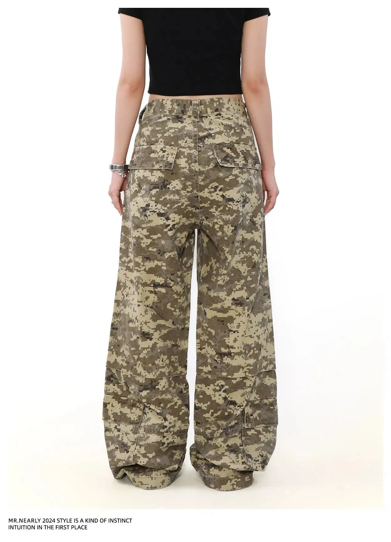 Ripped Hole Camouflage Cargo Pants