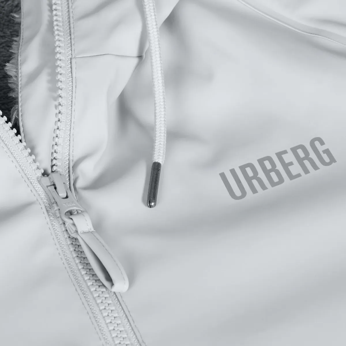 Urberg Women&#x27;s Gjemnes PU Pile Coat High-Rise | Buy Urberg Women&#x27;s Gjemnes PU Pile Coat High-Rise here | Outnorth